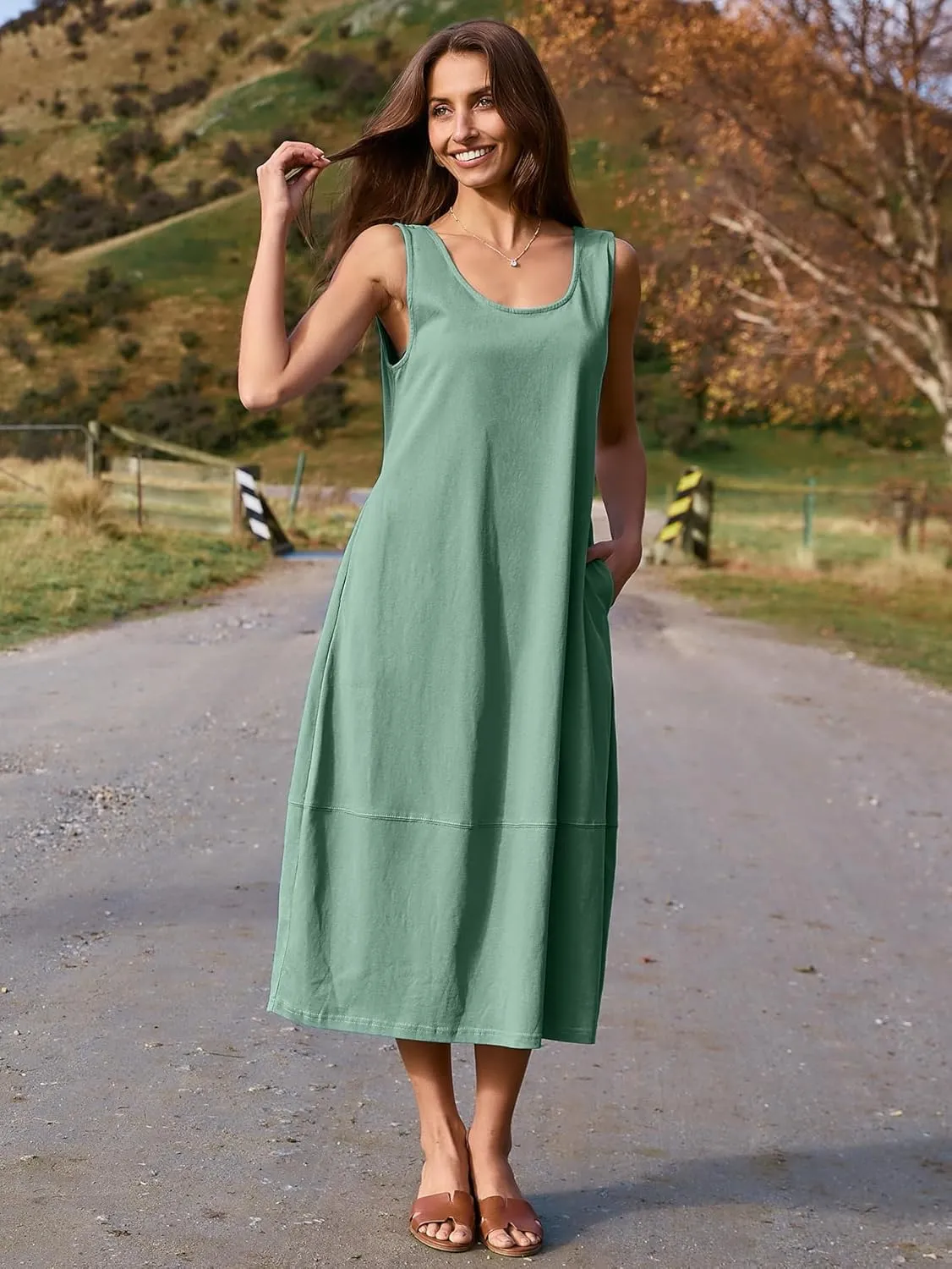 BerryGo Women's Loose Casual Midi Cotton Dresses Sundress Sleeveless Beach Summer Trendy Tank Top Dress with Pockets