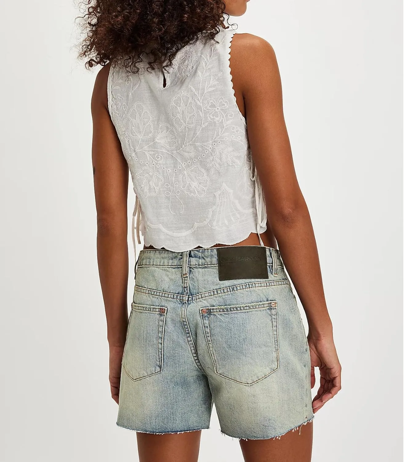 Embroidery Flower Tank Tops for Women Y2K Sleeveless Square Neck Tie Up Cropped Vest Summer Chic Going Out Blouse